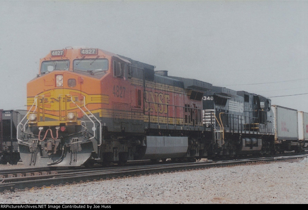 BNSF 4827 East